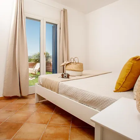 Leone Flat Iii 15' Palau, 30' Porto Cervo & Private Garden Apartment *