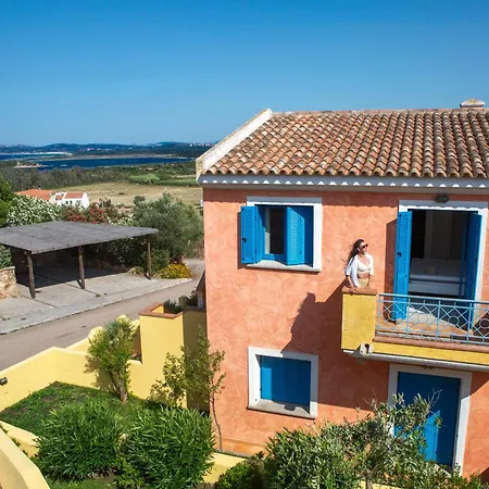 Leone Flat Iii 15' Palau, 30' Porto Cervo & Private Garden Apartment